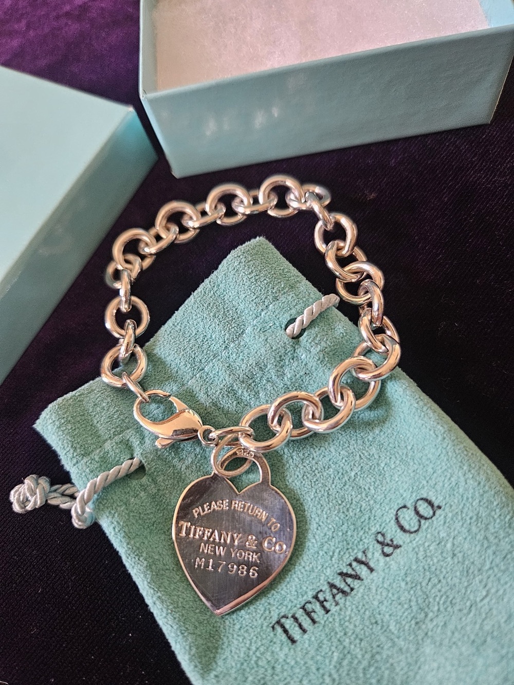 Tiffany & Co. Sterling Silver Heart Tag Link Bracelet with Blue Pouch - Picture 2 of 9